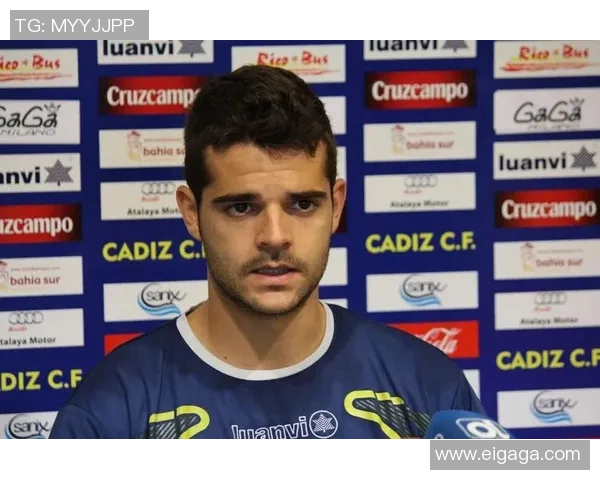 斜眼足球明星盘点他们的独特魅力与精彩瞬间 斜眼足球明星盘点他们的独特魅力与精彩瞬间